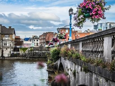 Limerick, 2 Semanas. 30/6 - 14/7 Residencia 11-17 Años